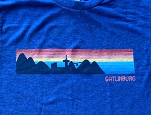Gatlinburg TN Retro Skyline T-Shirt